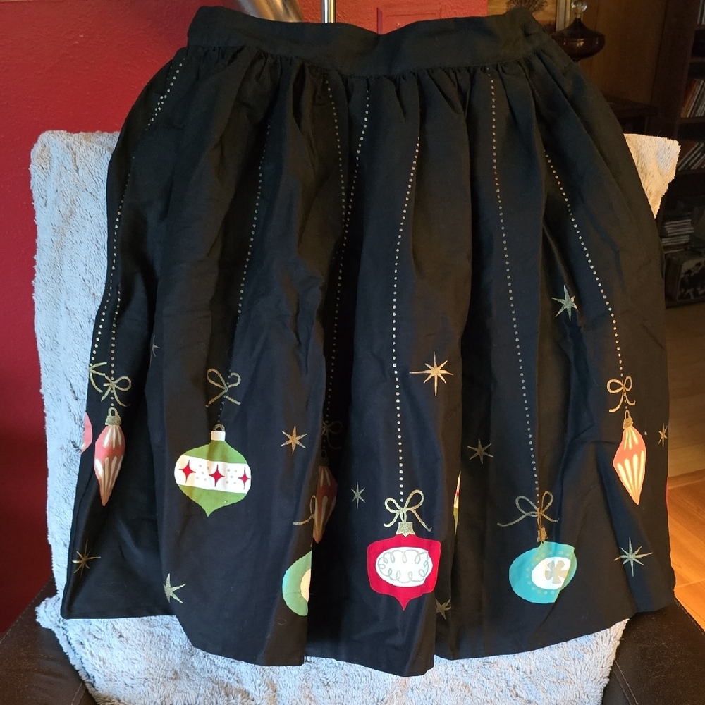 Unique Vintage Black Skirt with Festive Ornament Design NWT Size XL